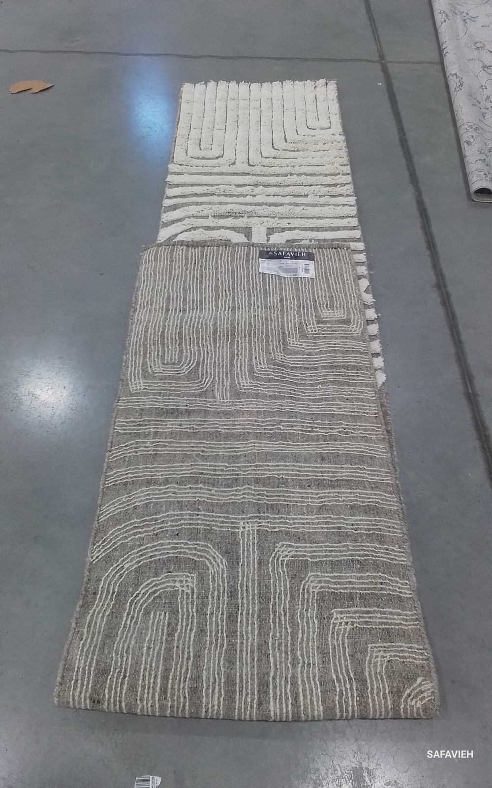 BEIGE / IVORY 2′-3″ x 13′-0″ Flaw in Rug, Reduced Price 1172802985 KLM652B-213