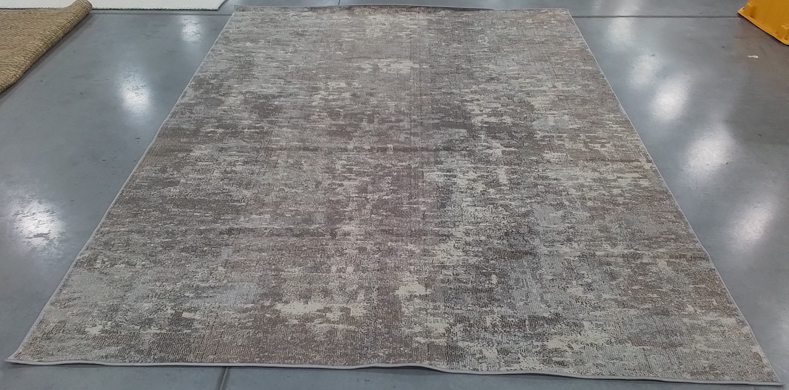GREY / BEIGE 8′-0″ x 10′-0″ Flaw in Rug, Reduced Price 1172800917 MAD471G-8