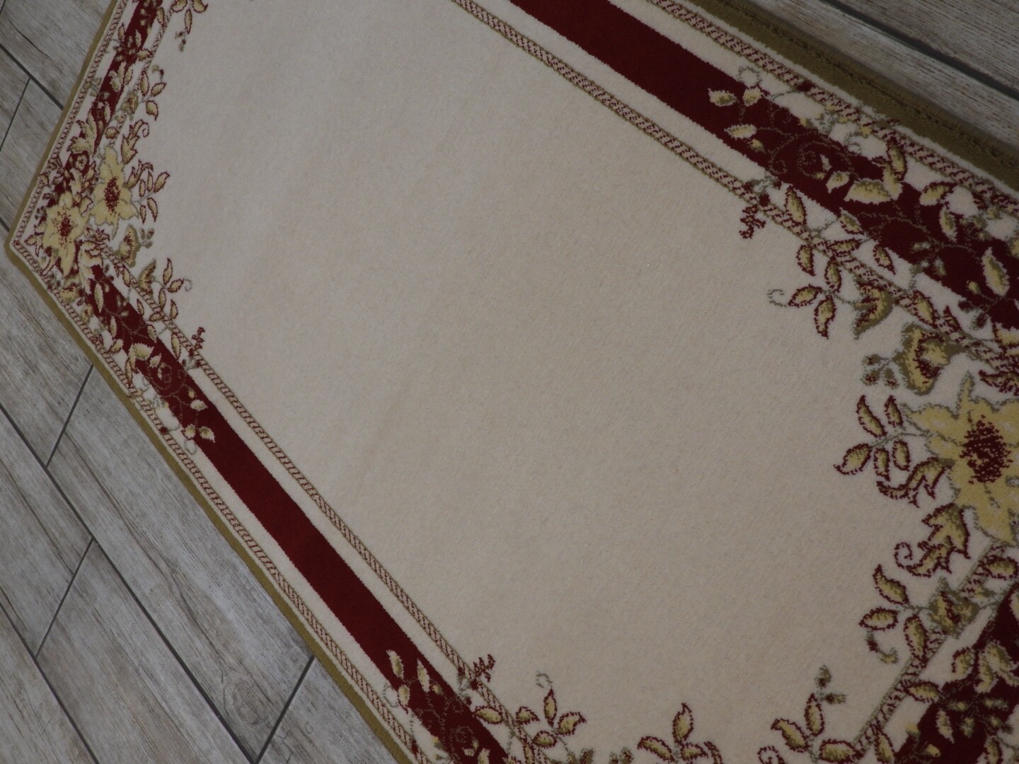 Oriental Beige Color Floral Design Machinemade Rug 80 160 Cm