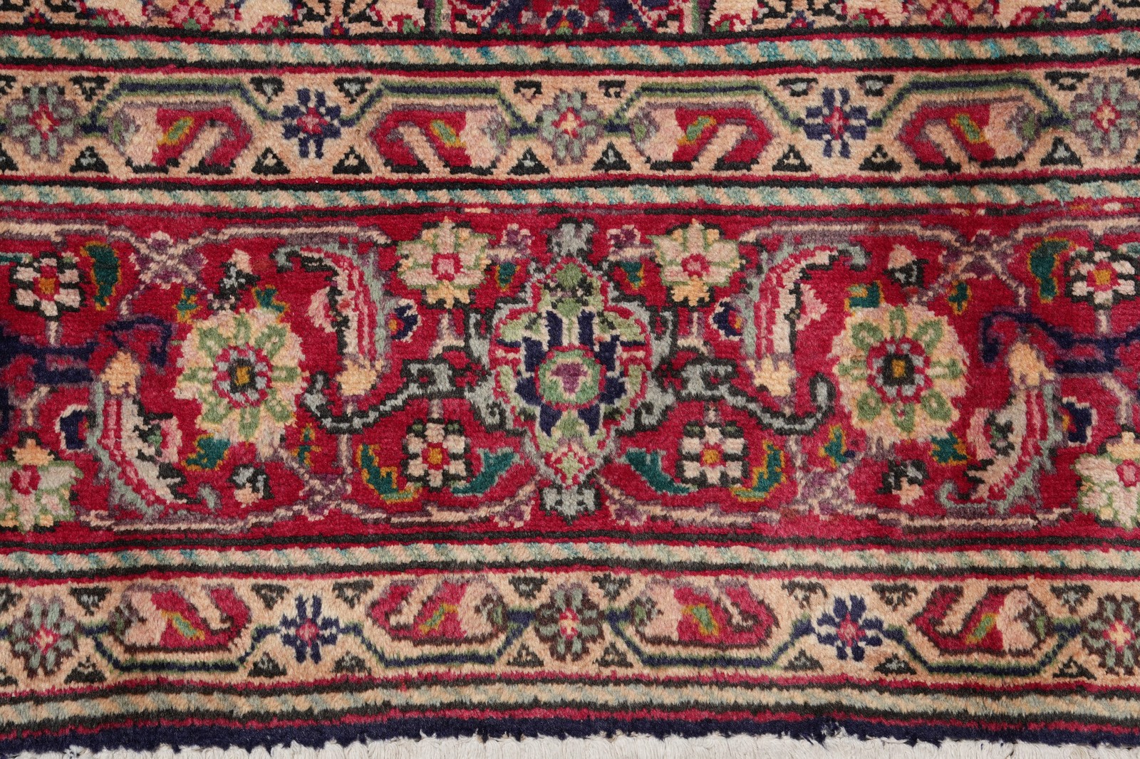 7 x 9.8 ESTATE RUG Perrsian Tabriiz Mahii Wool Carpet 1980’s #F-3047