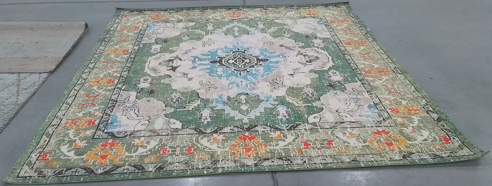 FGREEN / LBLUE 10′-0″ x 10′-0″ Damaged Rug Reduced Price 1172808853 MNC243F-10SQ