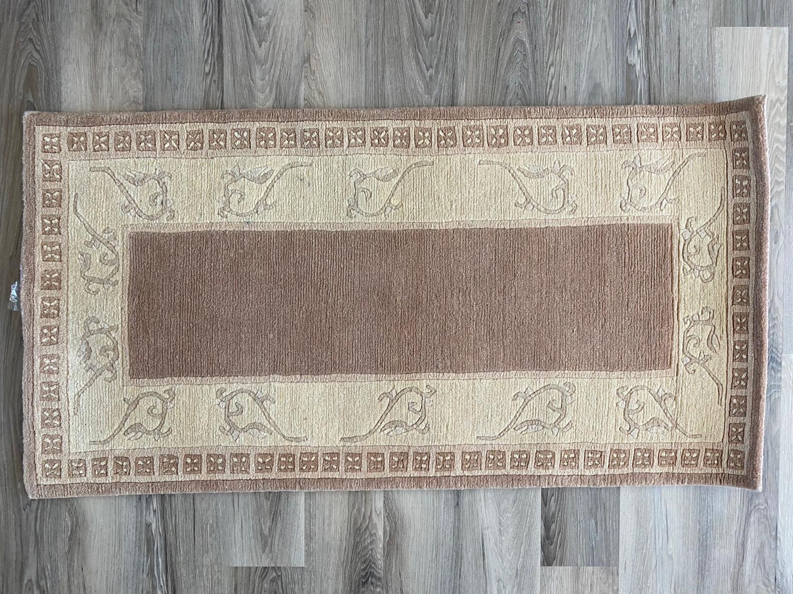 R2304 Gorgeous Tibetan Woolen Meditation Rug 2.4′ X 4.6′ hand knotted in Nepal