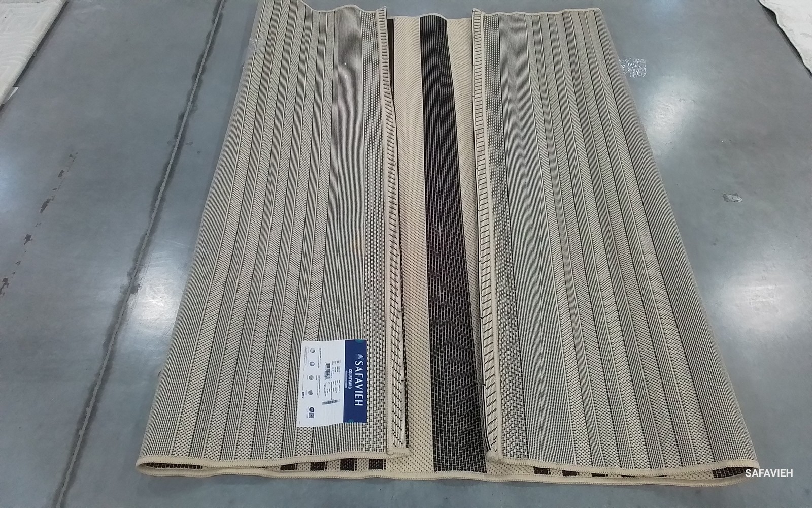 BLACK / BONE 5′-3″ x 7′-7″ Flaw in Rug, Reduced Price 1172808352 CY6062-216-5
