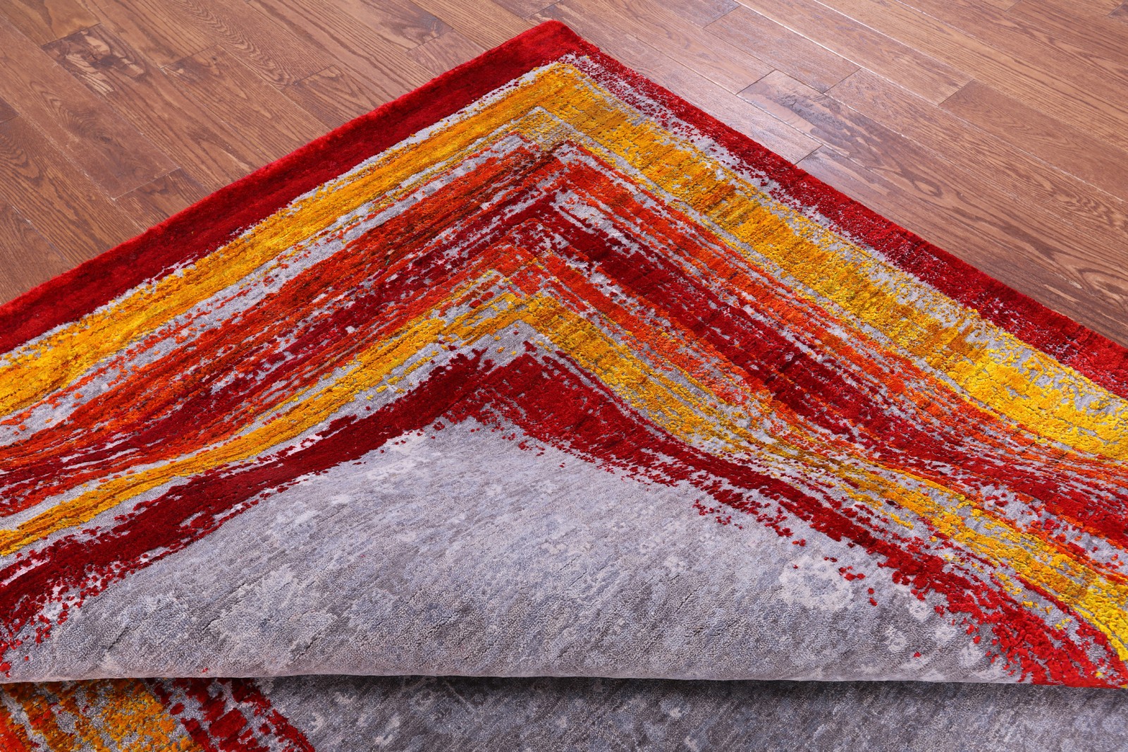 8′ 1″ X 10′ 0″ Contemporary Hand Knotted Wool & Silk Rug – Q13083