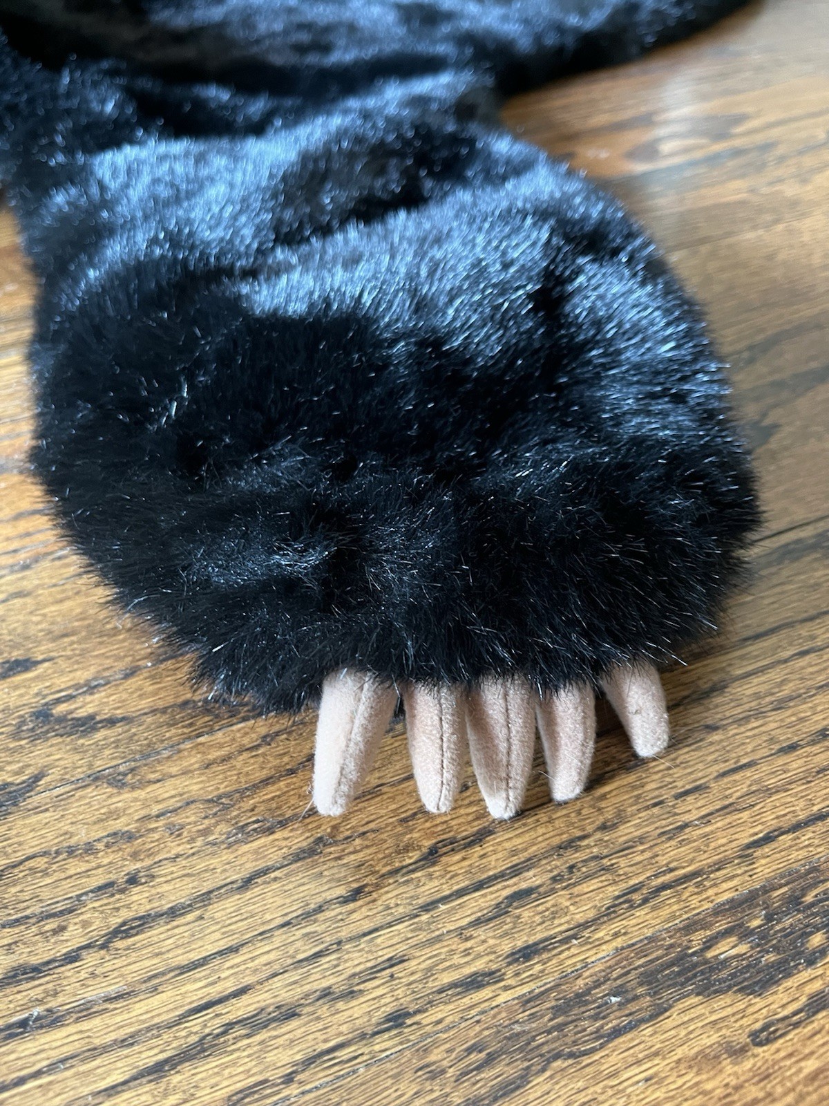 Black Bear Plush Area Rug Faux Fur 65″ x 52″ Large Kids Room Decor Claws Teeth