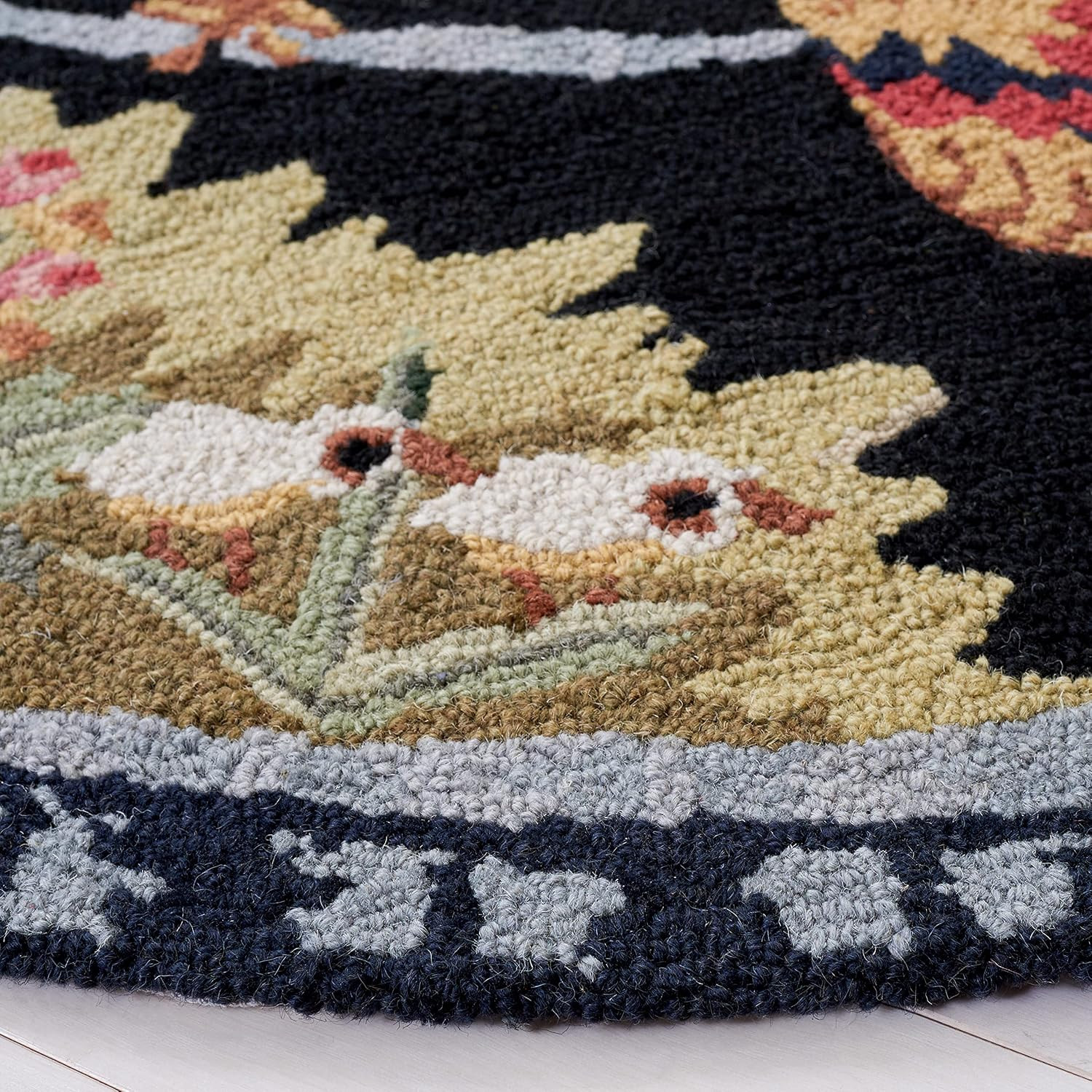 SAFAVIEH Chelsea Collection Area Rug – 7’6″ X 9’6″ Oval, Black, Hand-Hooked Fren