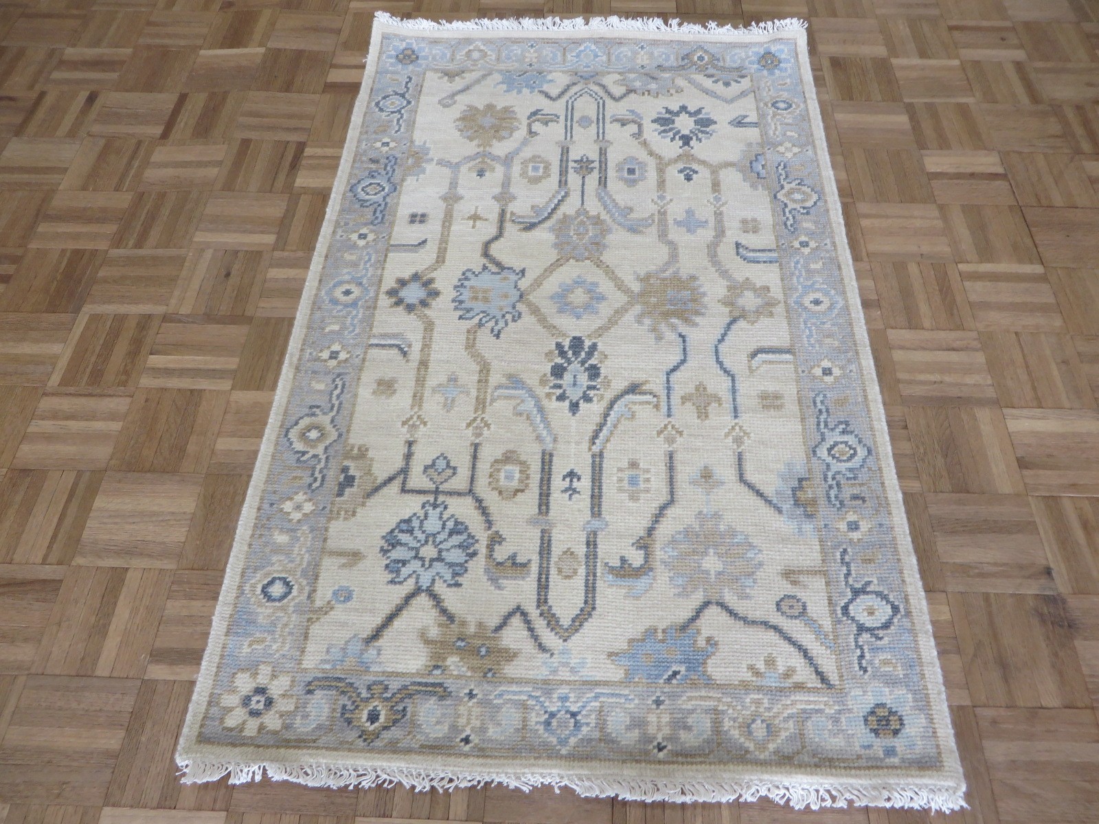 3’2 x 5 Hand Knotted Ivory Modern Oushak Oriental Rug G16791