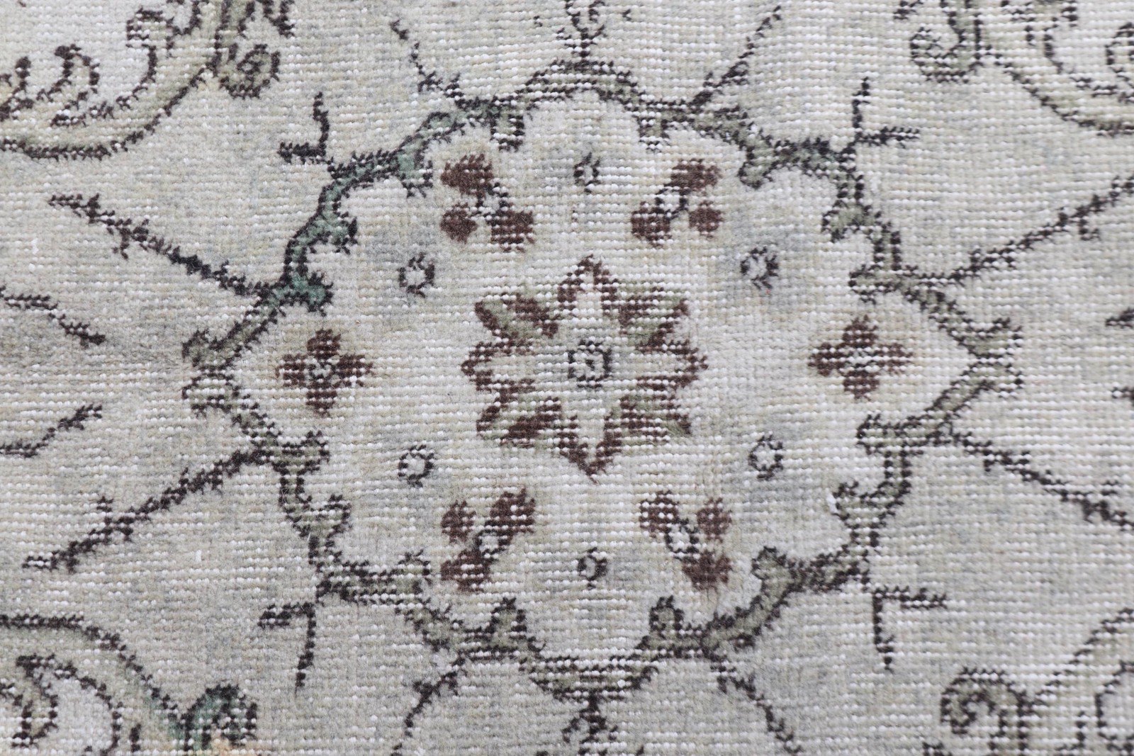 Turkish Vintage Large Rug 5,4×8,9 ft (166×271 cm), Brown Check Rug Rug