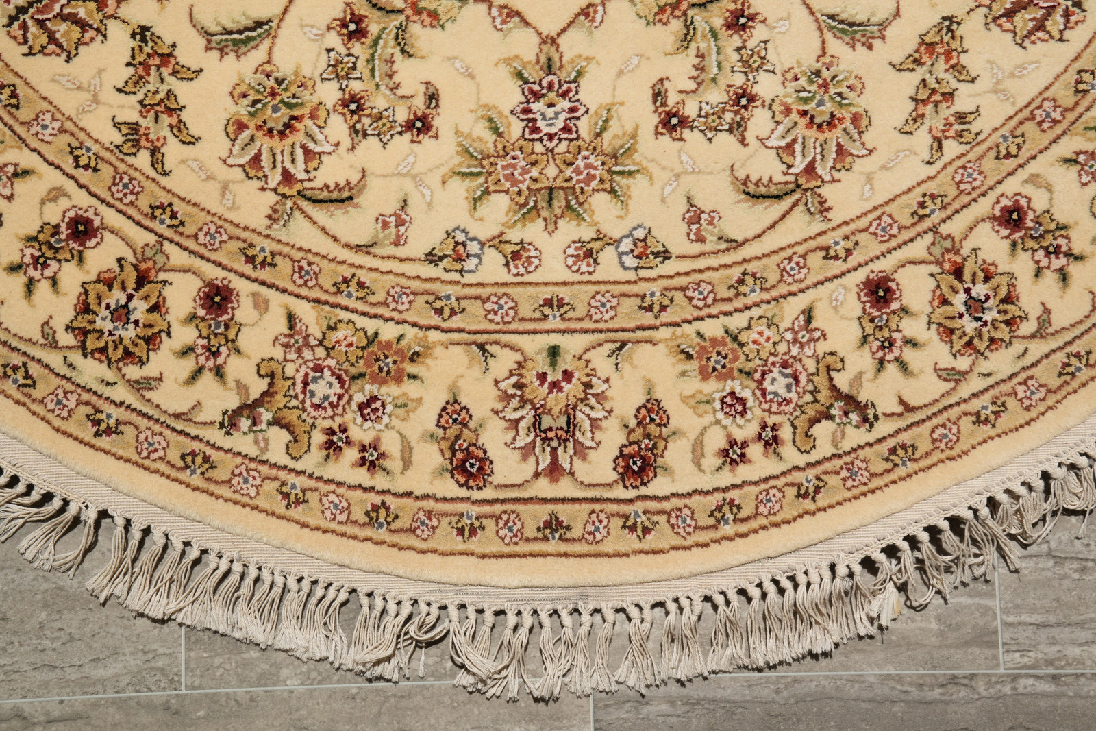 5 x 5 Round Wool and Silk Elegant Rug #F-4215