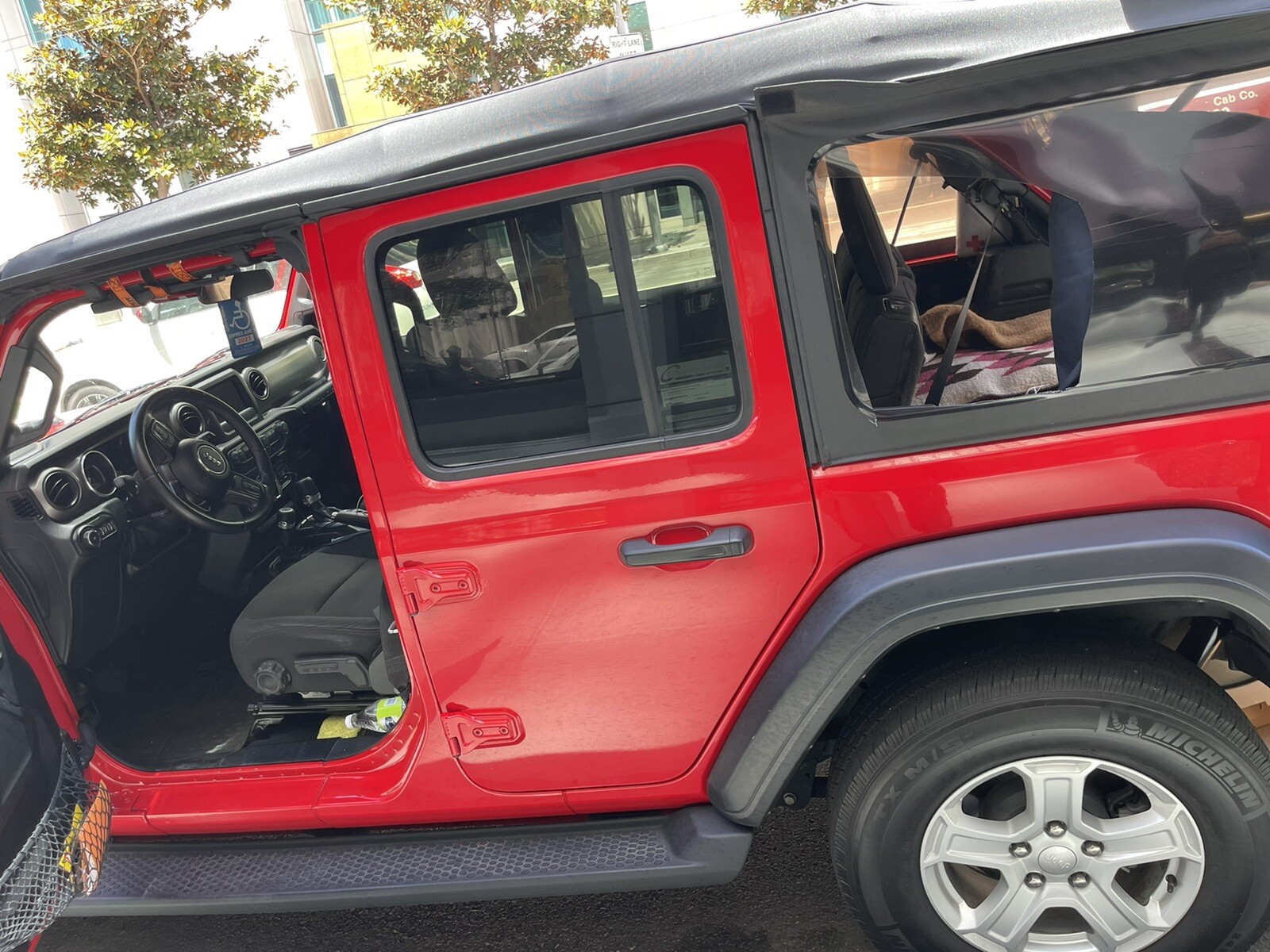 Urgent Alert!!! Group Of STOLEN Rugs!!! San FranSisco / Sentimental Value Help