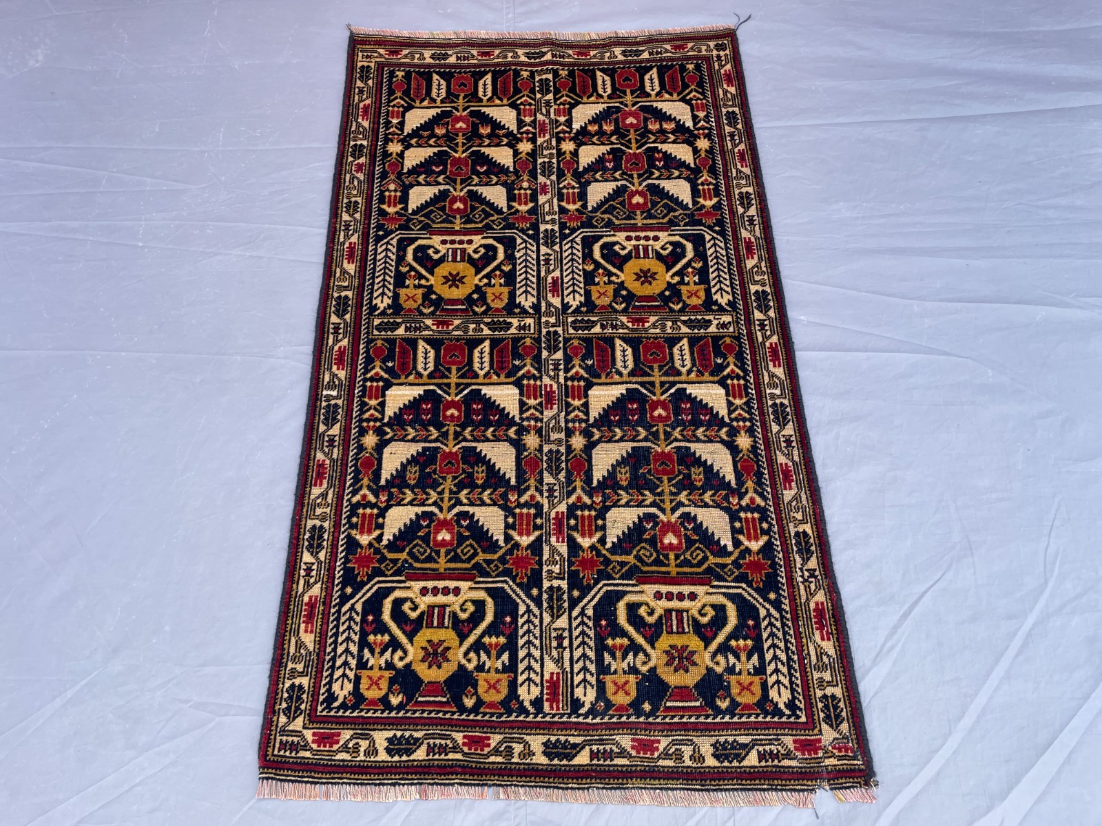 2×3 Handmade Pictorial Baluchi Rug Wool Tribal Vase Motif Oriental Carpet Decor.