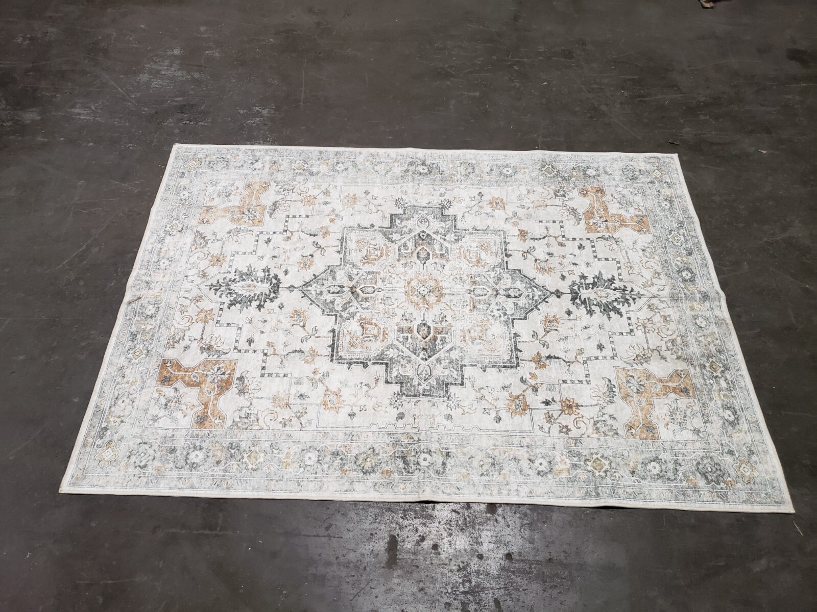 5×7 Chenille Print Rug for Bedroom, Dining Room, Home Office, Light Taupe Brown