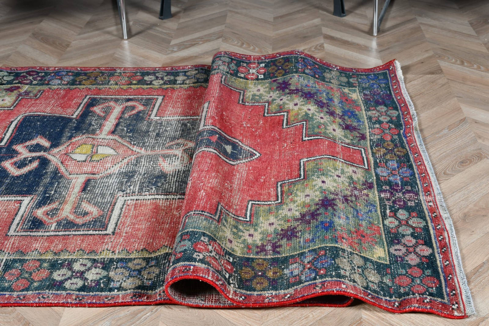 4,1×8,4 ft Vintage Rug, Red Floral Turkish Rug Wool