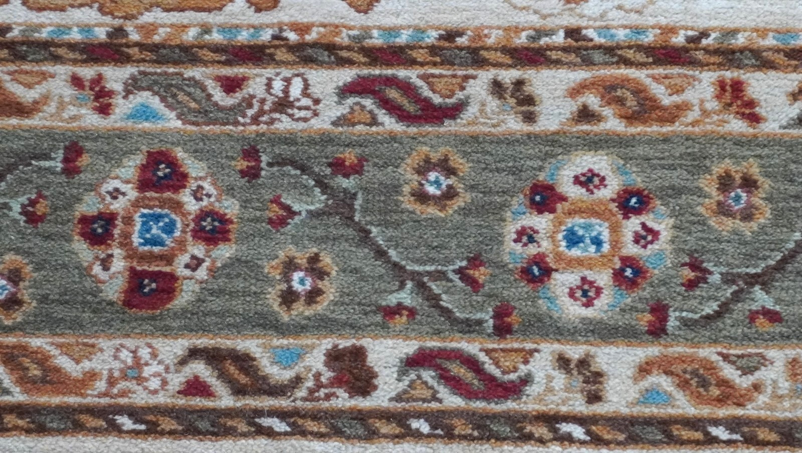 Authentic Original Karastan Ivory Oushak # 700-721 Wool Pile Rug 5’9″ x 9′