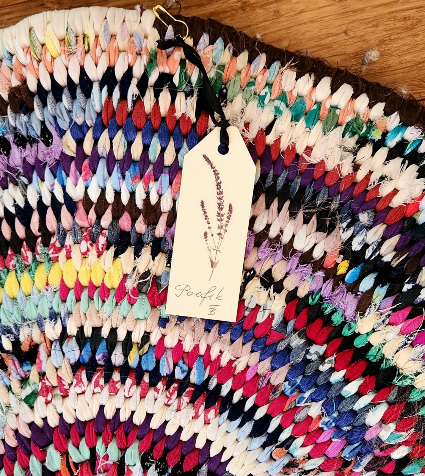 Handmade Oval Woven Rag Rug Multicolor Rustic Farmhouse Cabin Decor 34.5″ x 25″