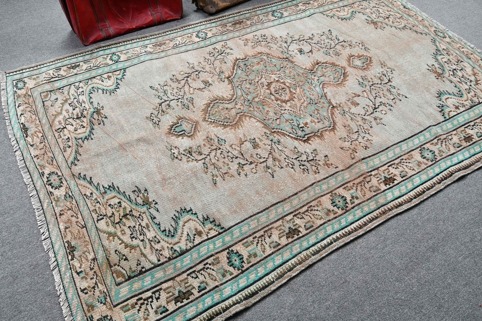Vintage Turkish Rug 5,4×8,1 ft, Blue Large Moroccan Wool Rug