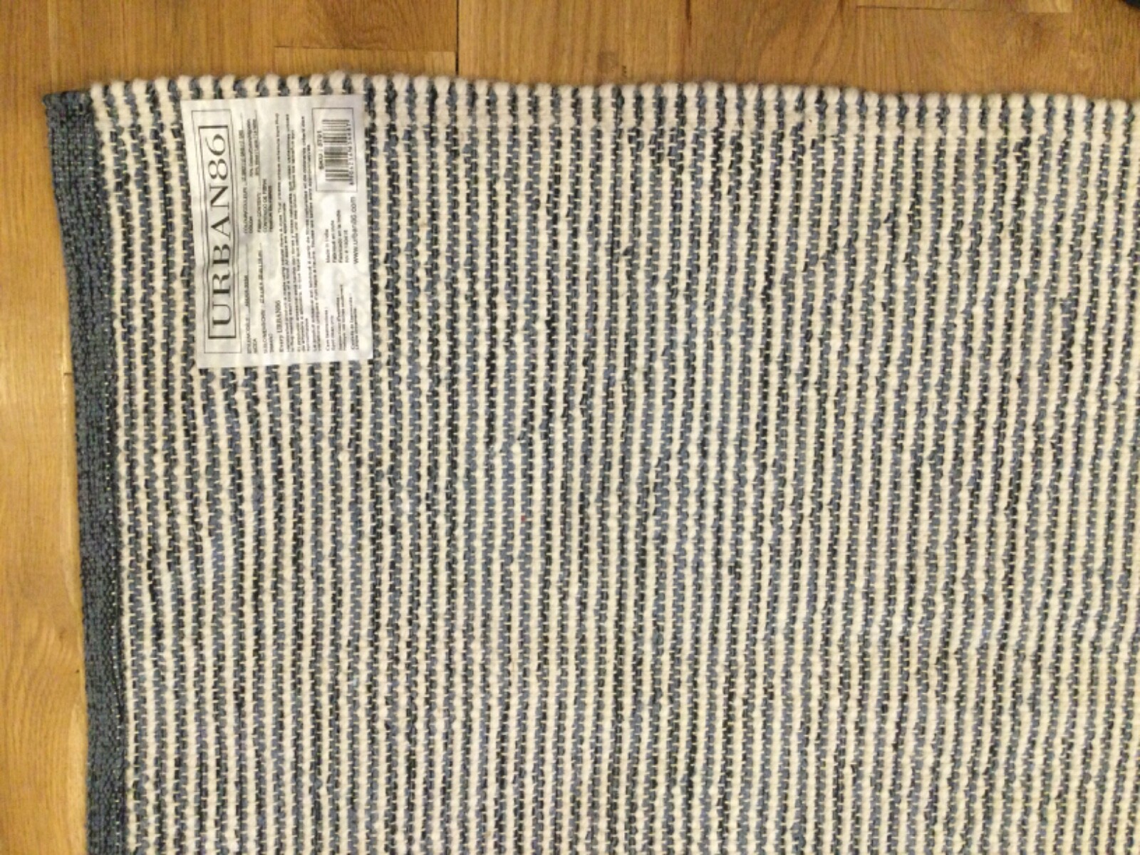 Urban 86 throw rug 27×43″ light gray Amah-3334 unique cotton/wool 3D