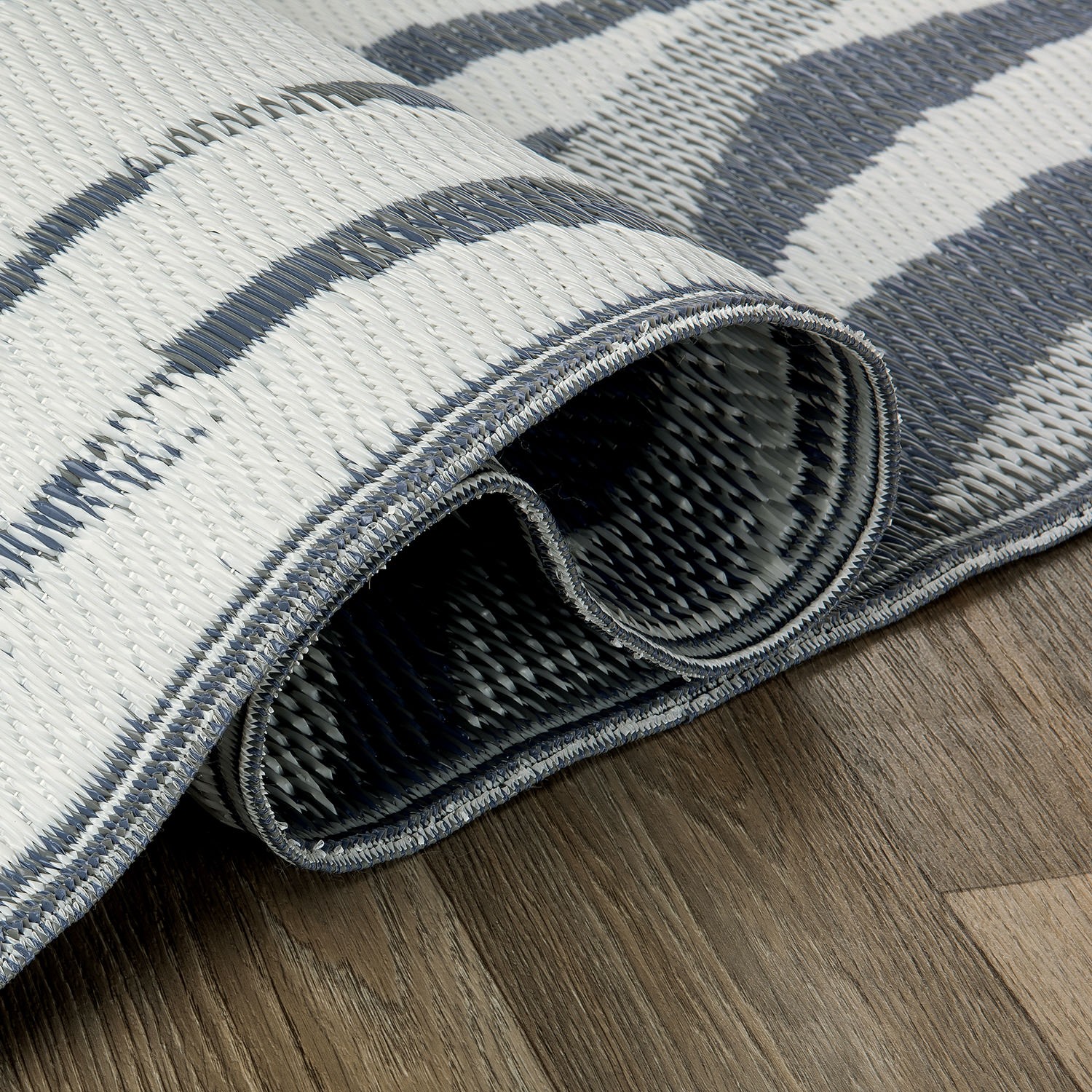 Rugshop Outdoor Rug Tropical Leaves Coastal Reversible Recycled Plastic Rugs 3×5