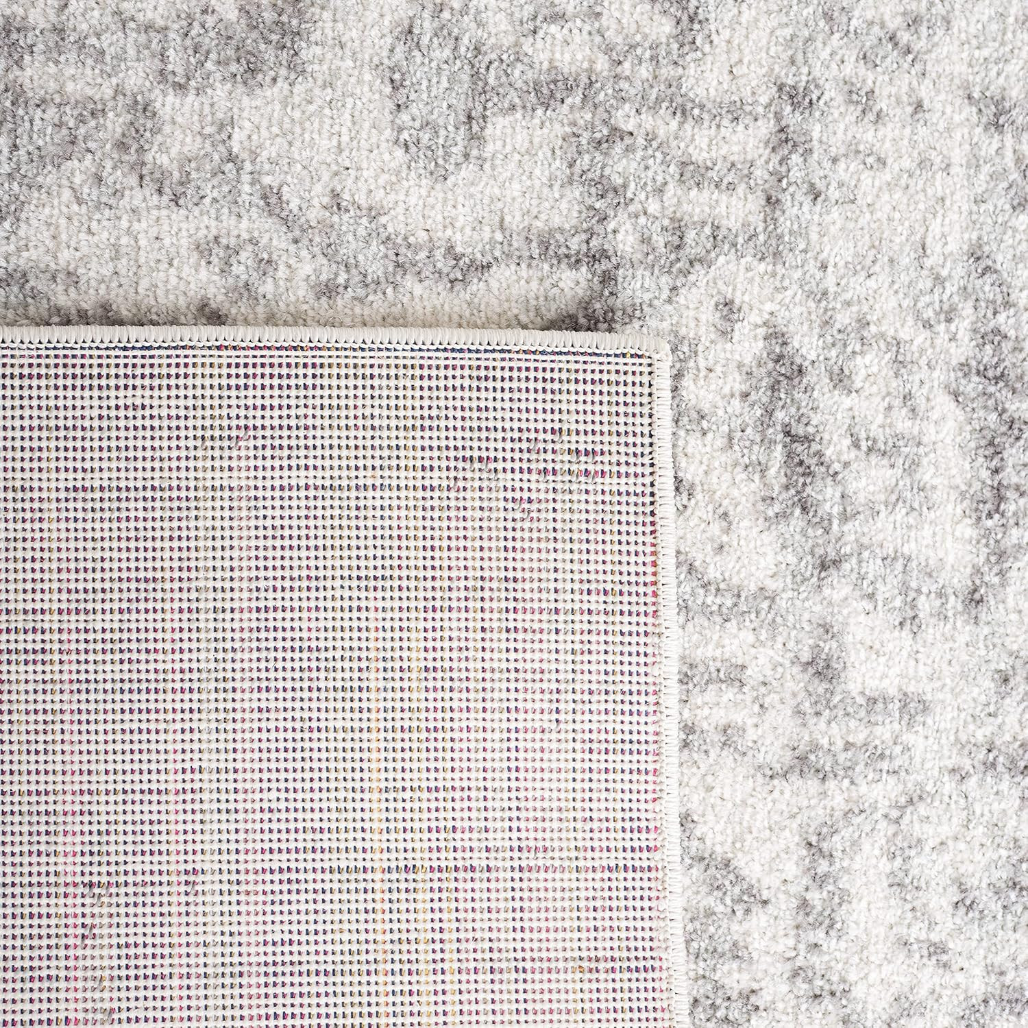 Madision Collection 6’7″ Square Area Rug – Silver & Ivory Snowflake Design