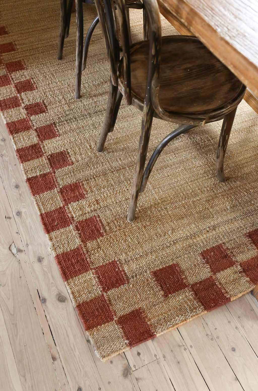 Handwoven 100% Natural jute Rustic Look Border Area Rug For Living Room, Bedroom