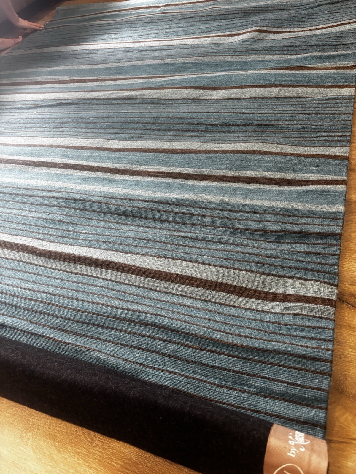 Kathy Ireland Home by Nourison KI805 TURQU Handmade Striped Rug 5’3″x7’5″