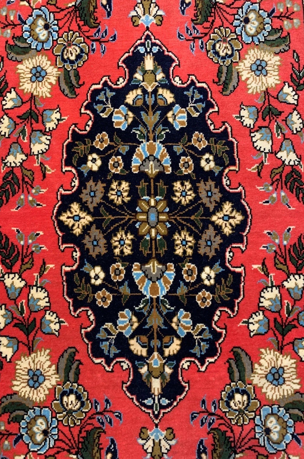 2’x3′ Very Fine Hand-Knotted 100% Wool Qume Rug