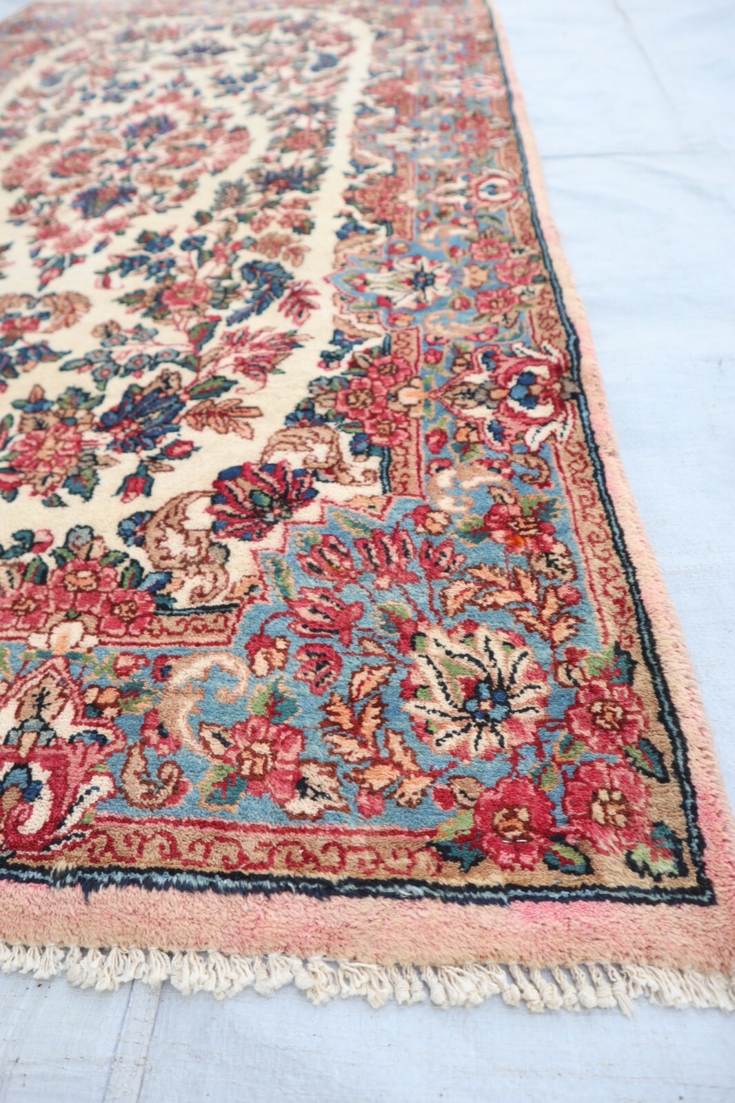 Antique Rug 2’9×5’3 ft Beige Handmade Trible Area Rug- 3×5 Entryway Rug-Kids Rug
