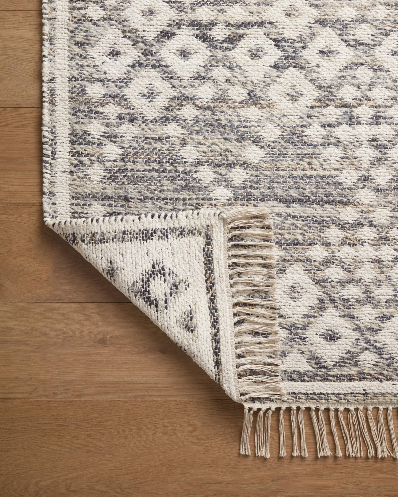 Loloi Angela Rose RIV-01 Denim/Ivory 3′-6″ x 5′-6″ Reversible Area Rug