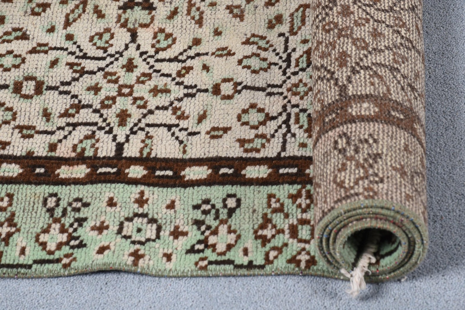Turkish Vintage Area Rug 3,4×7,3 ft, Beige Green Camouflage Rug