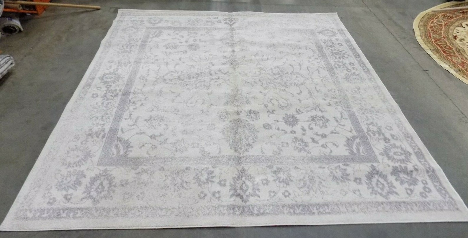 IVORY / SILVER 10′ X 10′ Square Stained Rug Less Price 1172592122 ADR109C-10SQ