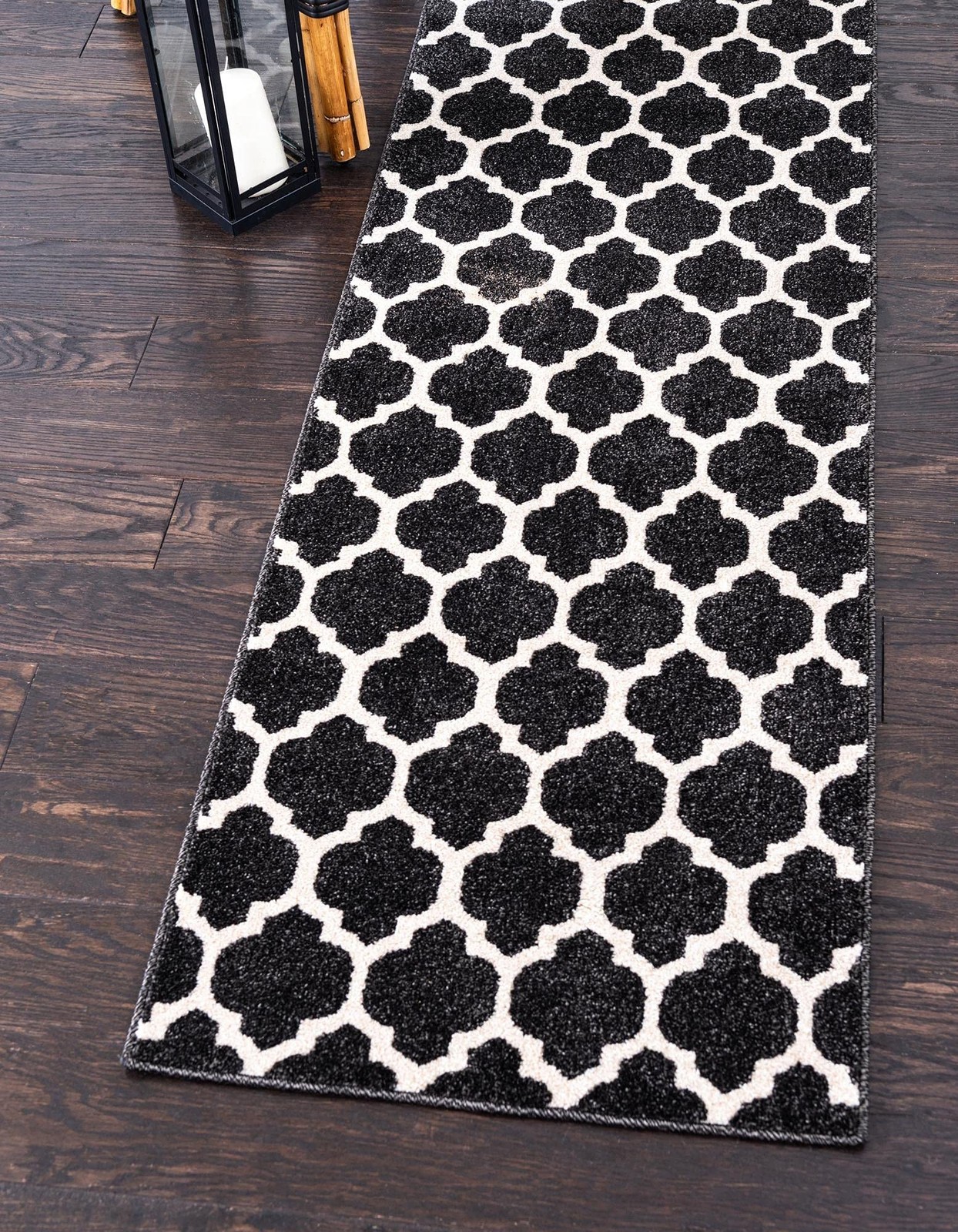 Unique Loom Trellis Collection Area Rug – Philadelphia (2′ 7″ x 8′ Runner