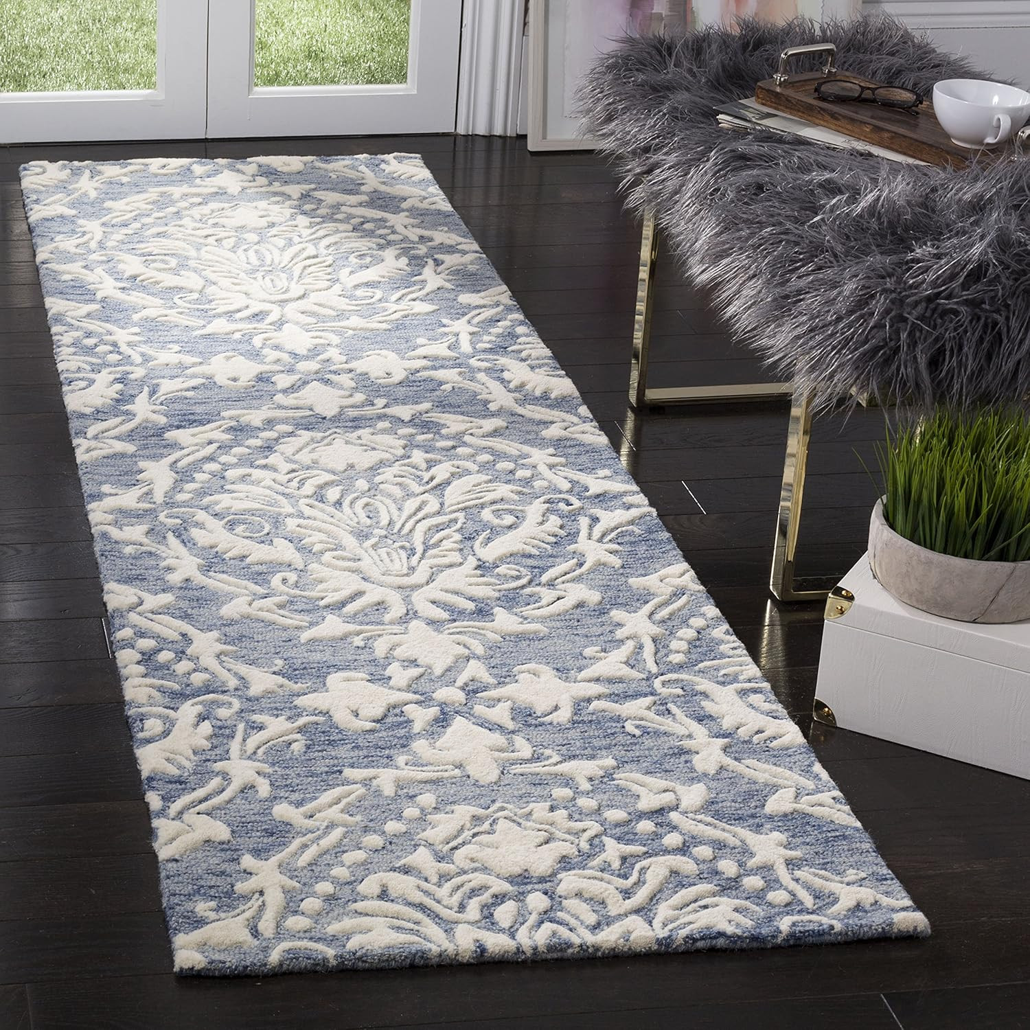 Blossom Collection 2’3″ x 12′ Blue/Ivory Handmade Wool Runner Rug