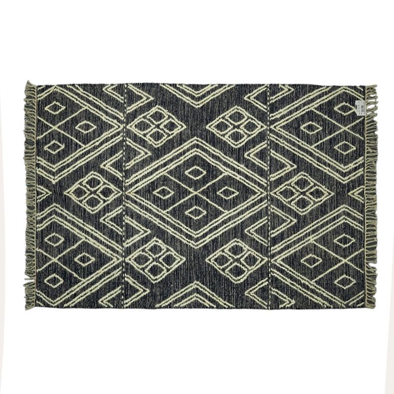 Handmade Cotton Moroccan Rug Thick Pile 4×6 Feet Diamond Pattern Black Rug