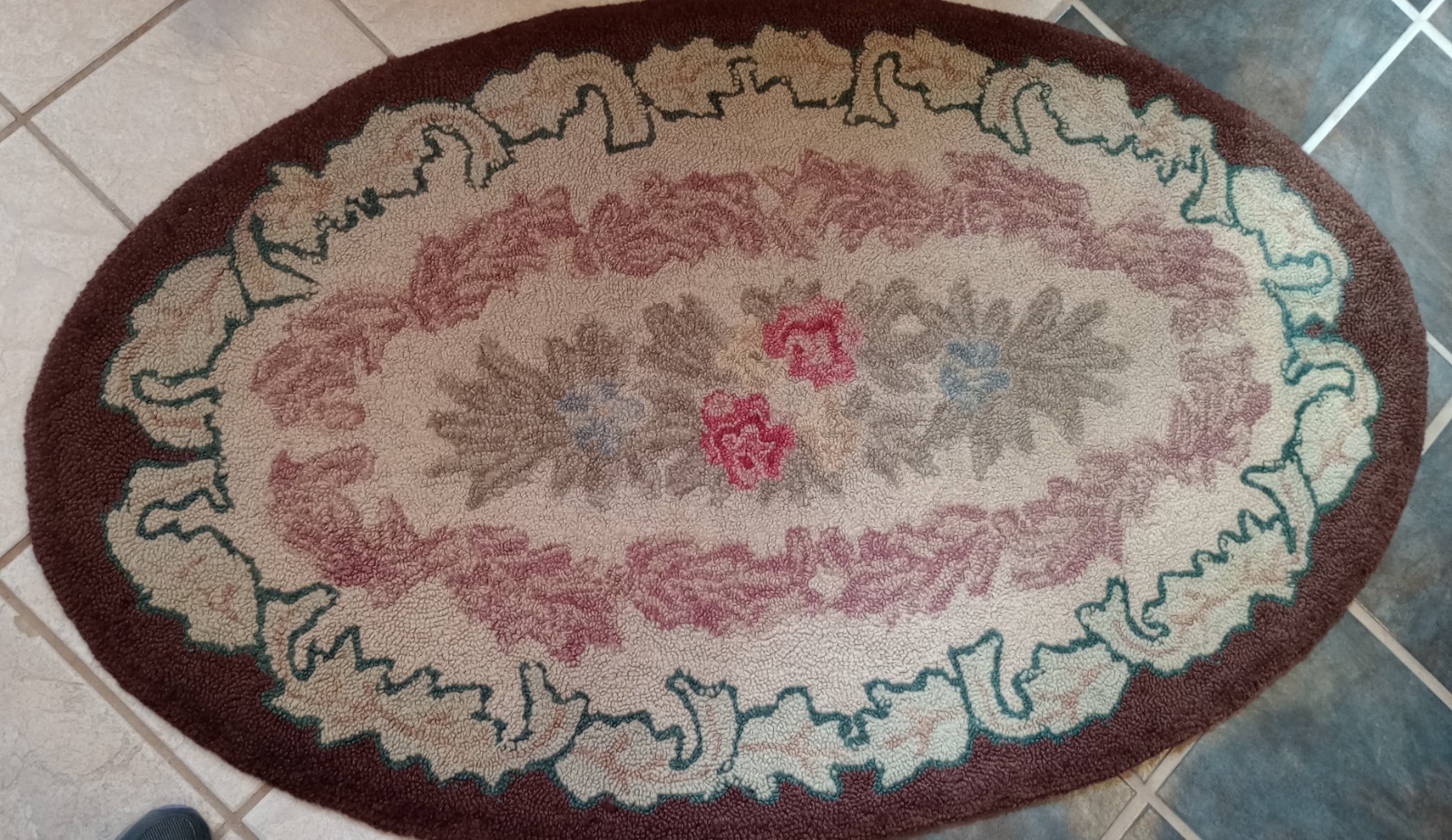 Rare Priscilla Turner Rug Guild Oval Floral Wool 5′ X 3′