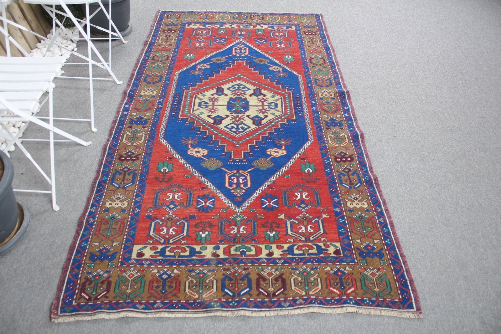 Vintage Area Rug 4,2×7,8 ft (129×239 cm), Red Oriental Turkish Rug