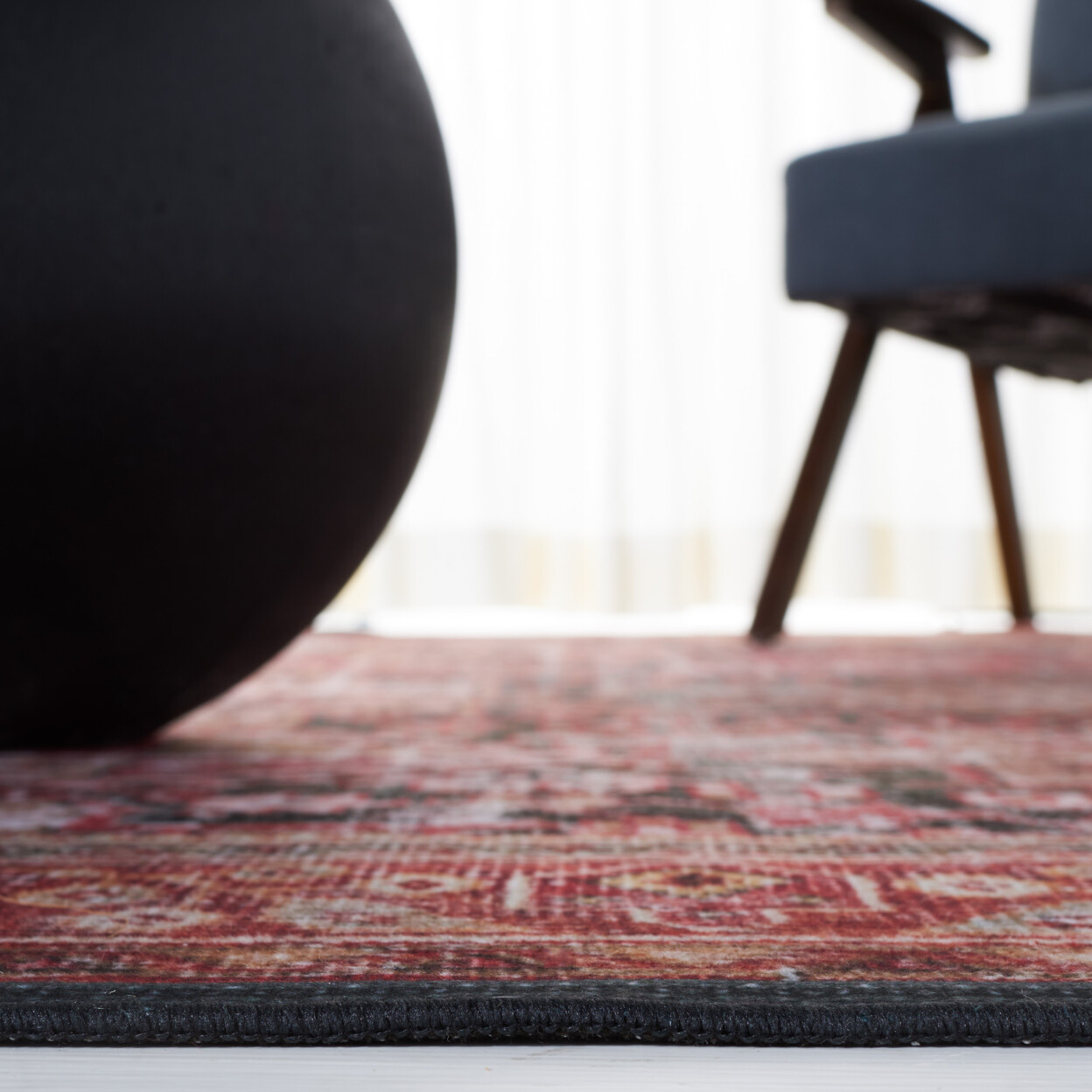 SAFAVIEH Tucson Collection TSN114P Rust / Green Rug