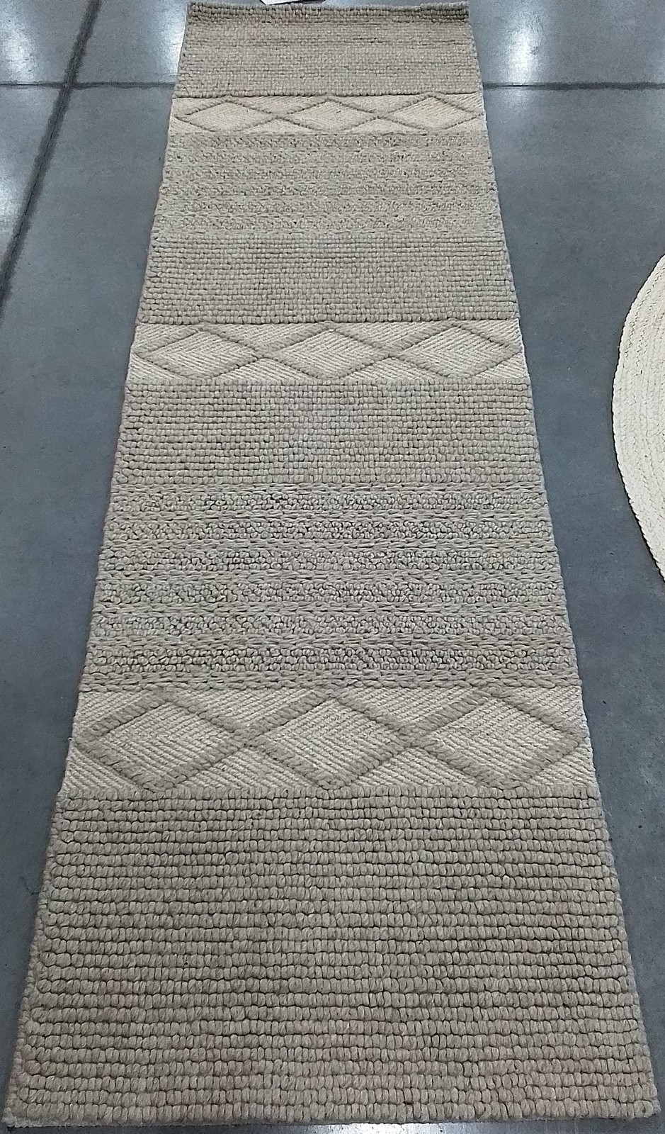 BEIGE 2′-3″ x 8′-0″ Flaw in Rug, Reduced Price 1172803773 NAT217A-28