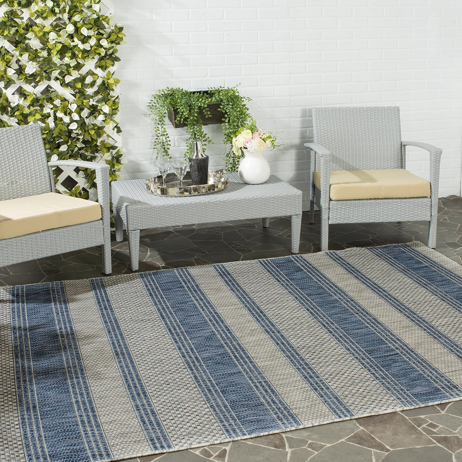 Washable Rug Outdoor Courtyard Collection – 4′ Square, Grey & Navy, Non-Shedding