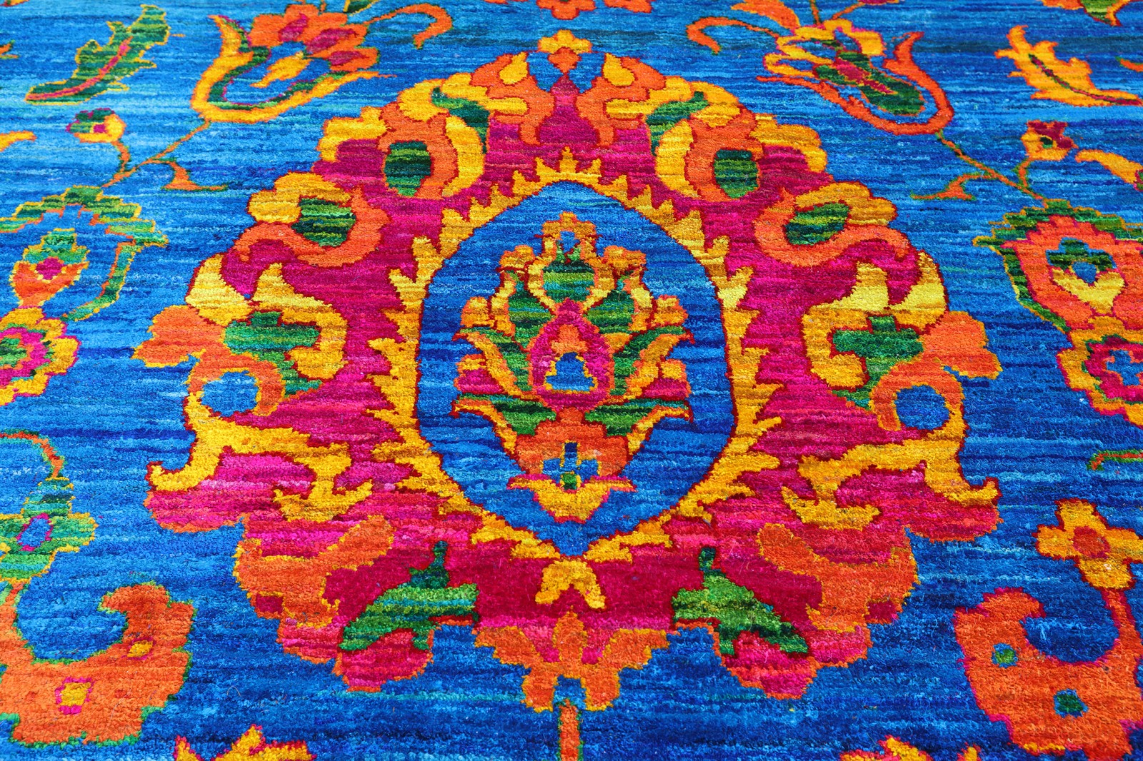 Traditional Handmade 100 % Silk Rug 11′ 10″ X 15′ 1″ – Q22125