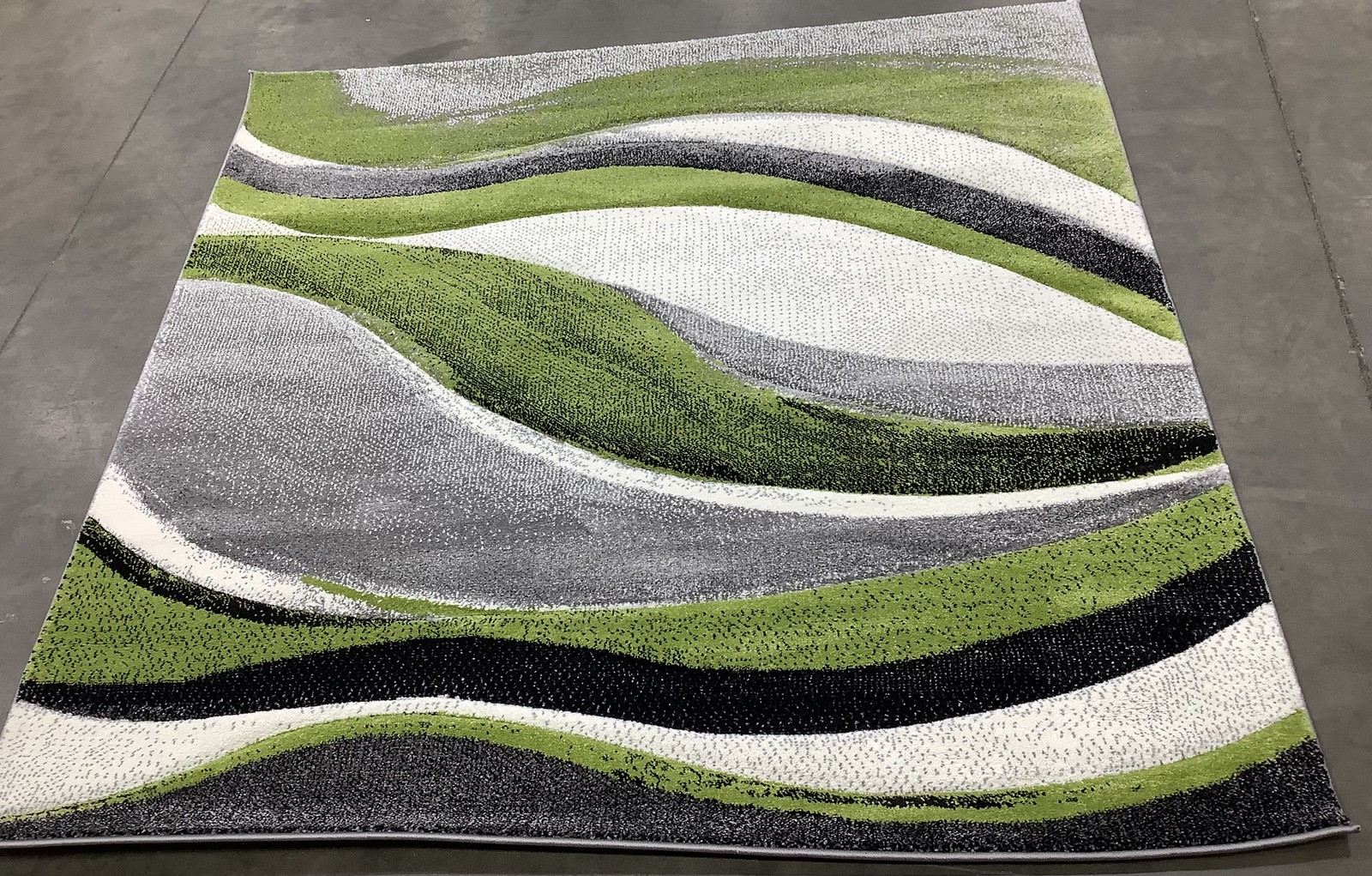 GREY / GREEN 5′-3″ x 5′-3″ Flaw in Rug, Reduced Price 1172682241 HLW766Y-5SQ