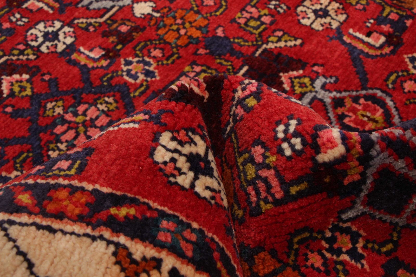 Vintage 3’7″ x 5’1″ Traditional Hand Knotted Vegetable Dye Wool Area Rug