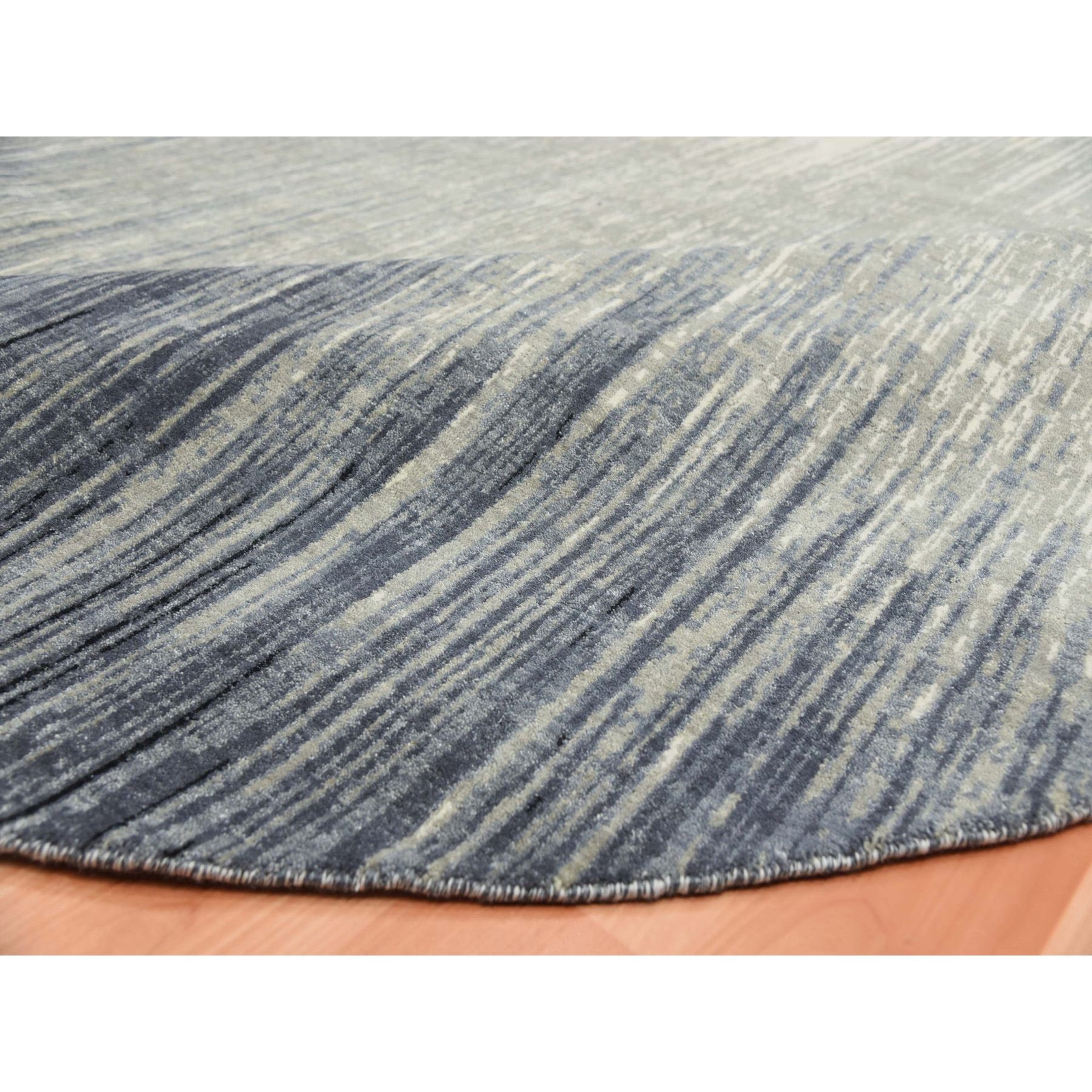 10′ x 10′ Blue Modern Ombre Organic Wool Hand Knotted Round Oriental Rug R75251