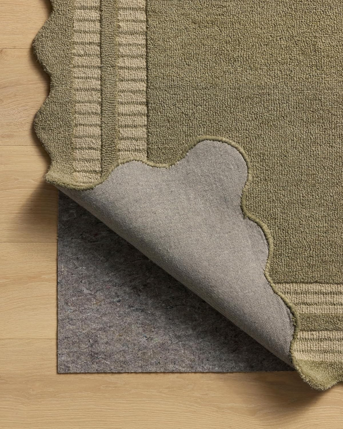 Loloi Chris Loves Julia Scottie Area Rug 5’0″ x 7’6″ Olive/Pebble