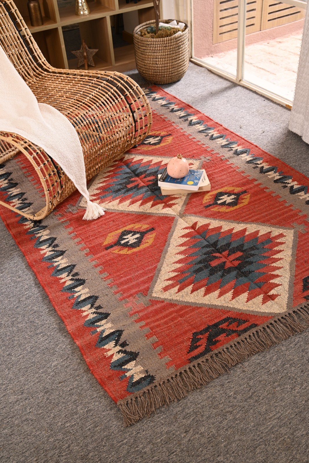 Handmade Wool Kilim Rug Tribal Flat Weave Boho Area Rug Southwestern Carpet SC01