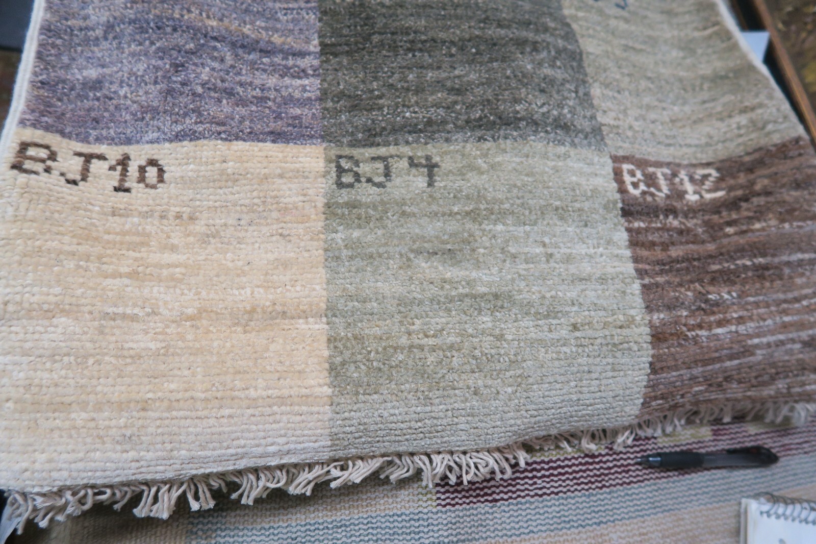 Contemporary Pakistan Rug 2’x3’6 Hand-knotted Wool Sampler Carpet Multi Color