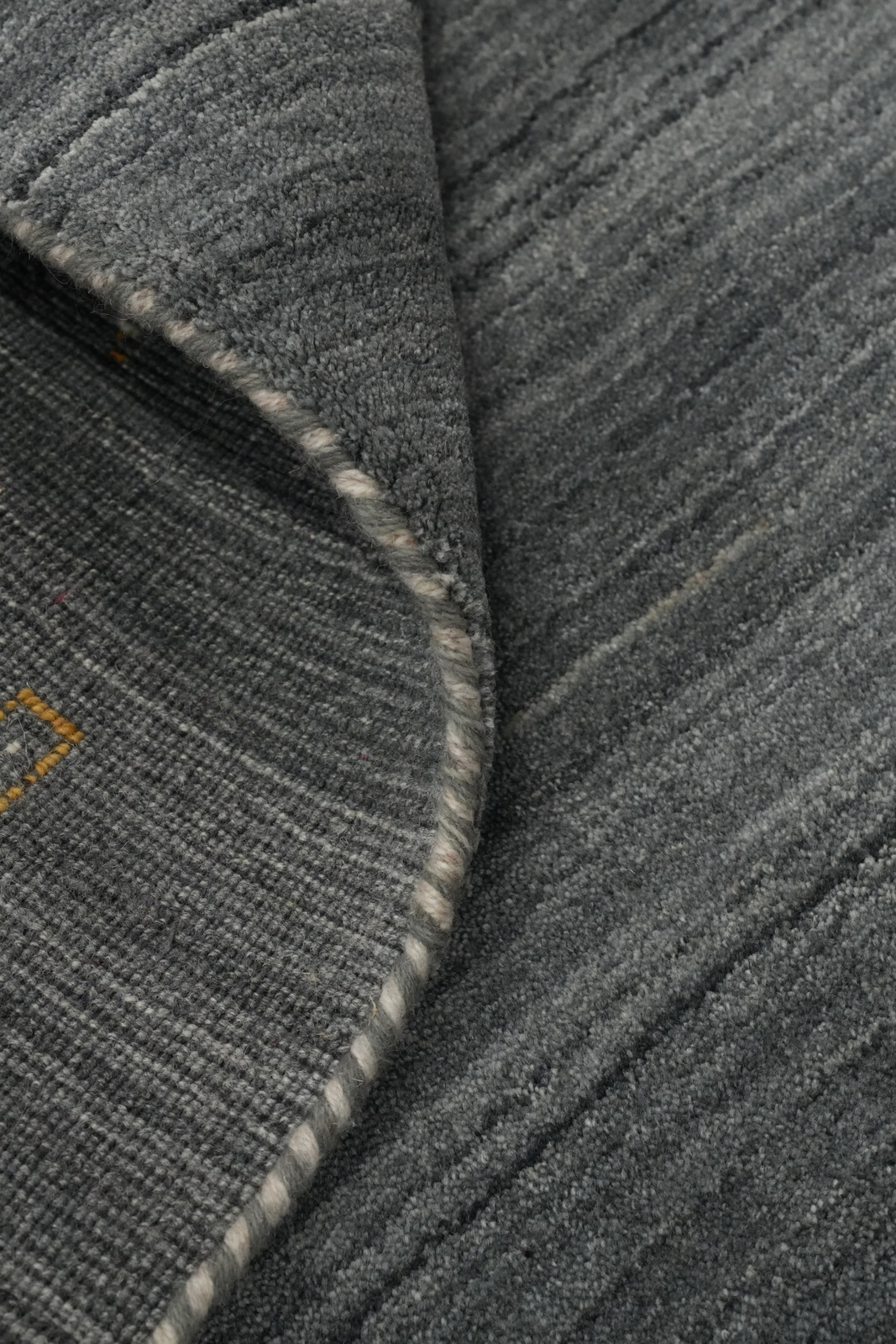 Eye-catching Gabbeh Bedroom Rug Gray Handmade Wool 5×8 ft