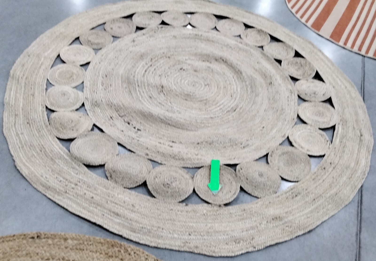 IVORY 6′-6″ X 6′-6″ Round Broken Thread Rug, Reduced Price 1172743225 NF364B-7R