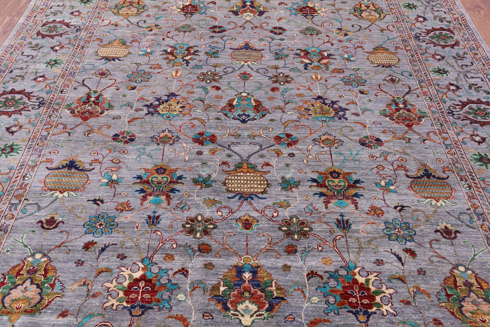 Handmade Traditional Wool Rug 8′ 1″ X 10′ 0″ – Q16321
