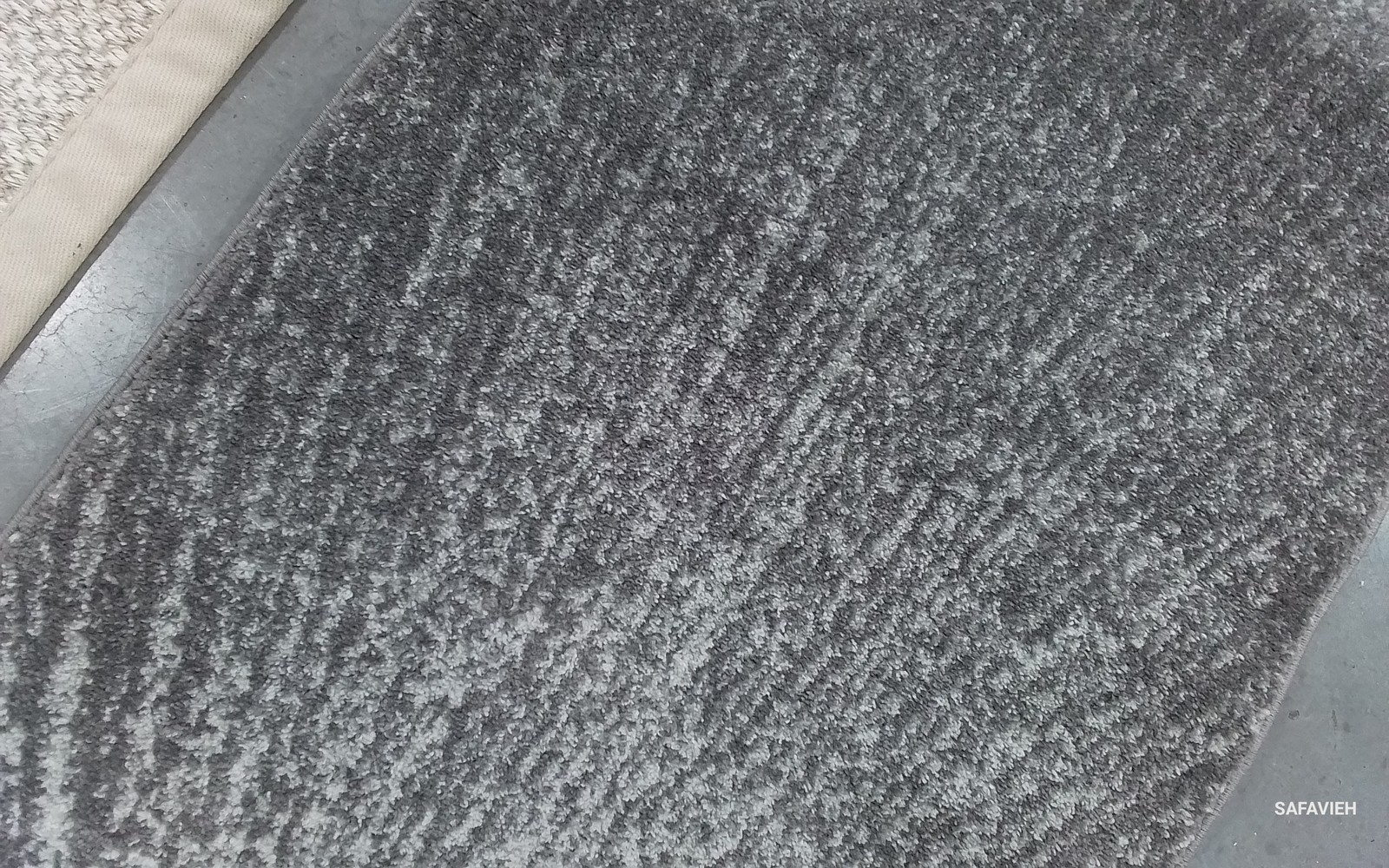 DkGREY / IVORY 2′-2″ x 9′-0″ Back Stain Rug, Reduced Price 1172793580 EVK228H-29