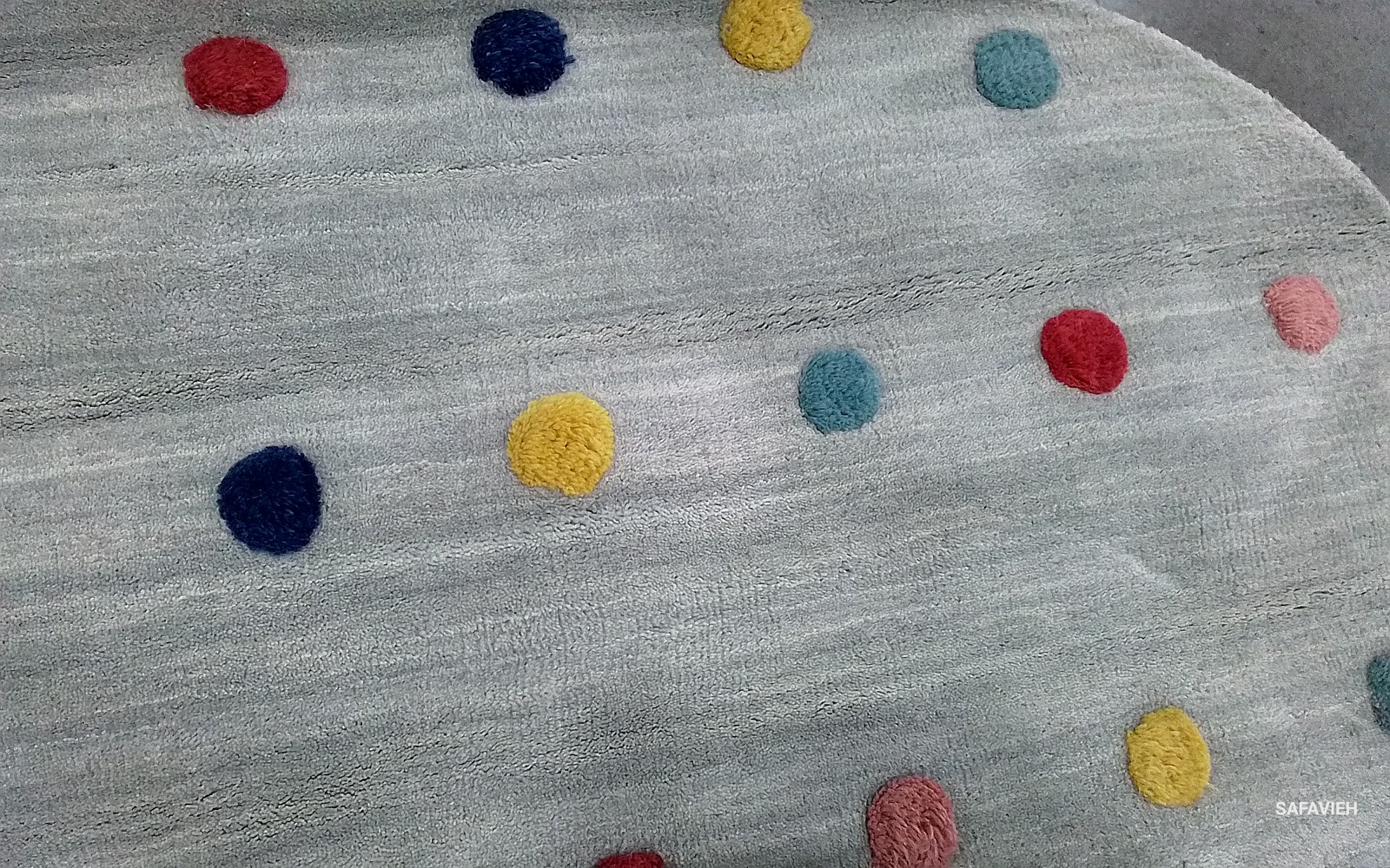 GREY 5′-0″ x 5′-0″ Flaw in Rug, Reduced Price 1172807752 SFK803F-5R